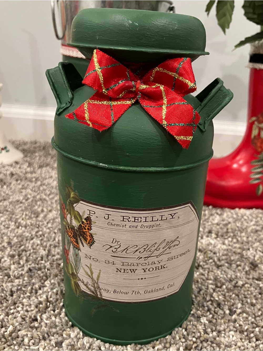Christmas milk crock
